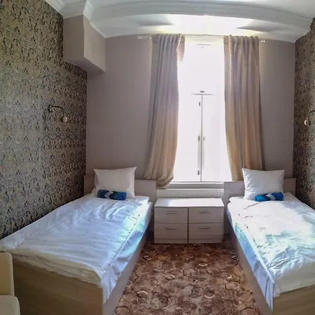 Kadriorg Hostel *