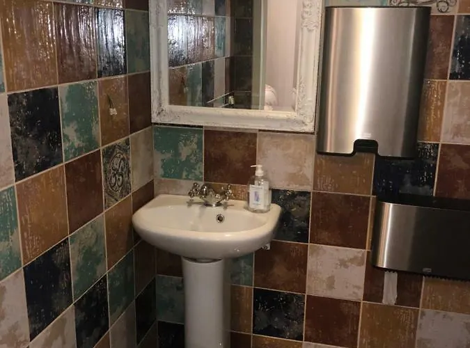 Хостел Kadriorg Таллин